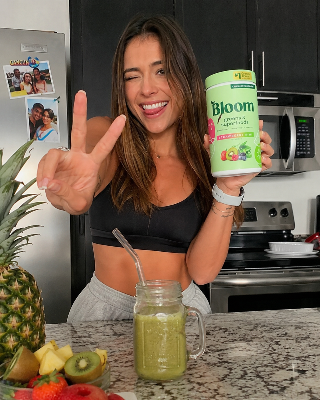 BLOOM Greens & Superfoods – Jugo Verde Sabor Fresa Kiwi